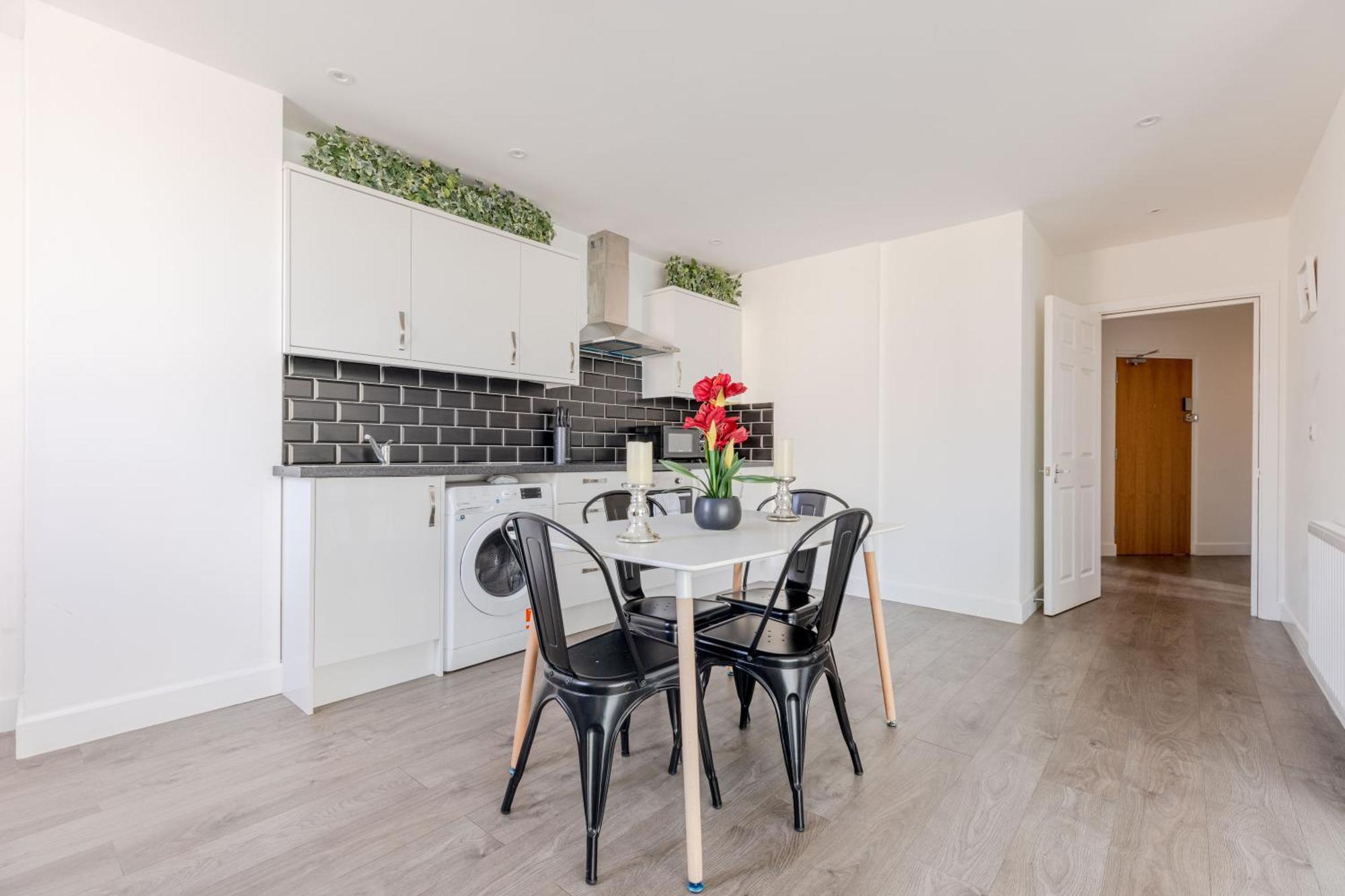 Boutique Vertigo Apartment Central Kingston/London Kingston upon Thames  Dış mekan fotoğraf