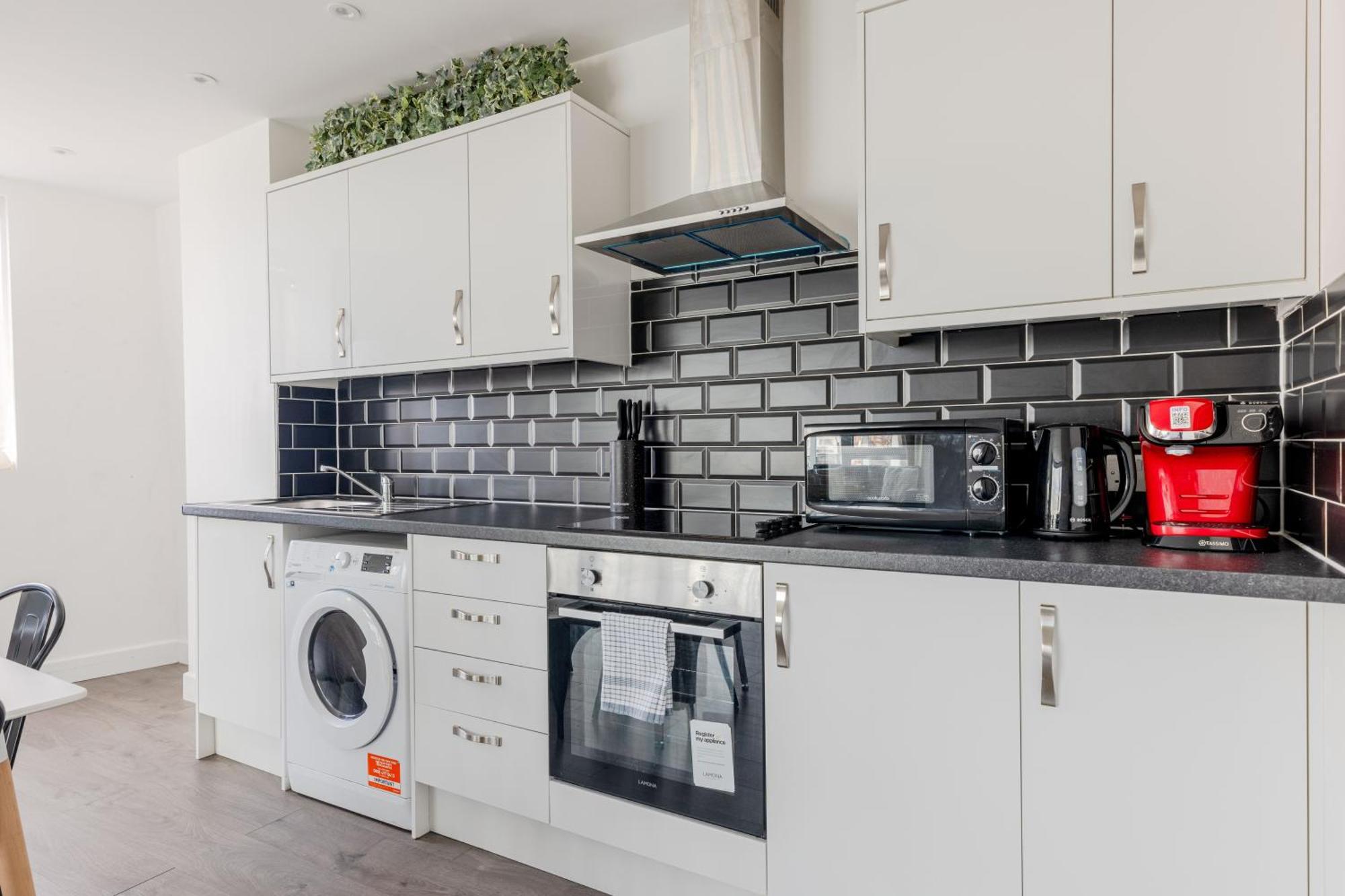 Boutique Vertigo Apartment Central Kingston/London Kingston upon Thames  Dış mekan fotoğraf