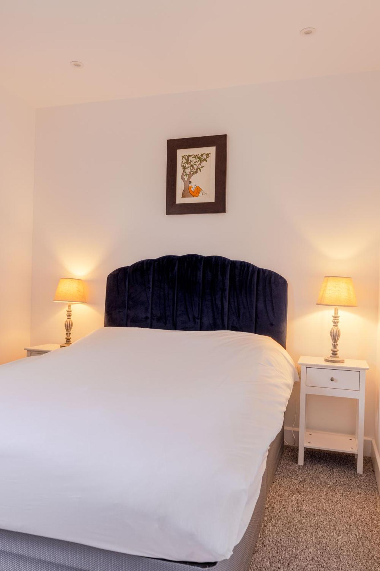 Boutique Vertigo Apartment Central Kingston/London Kingston upon Thames  Dış mekan fotoğraf